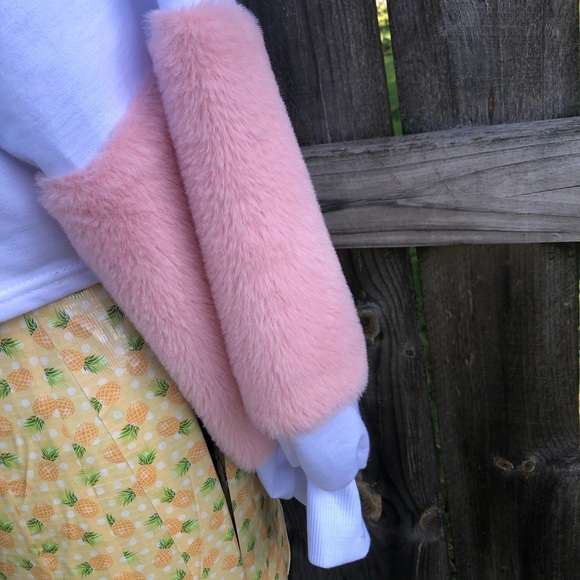 Cropped Faux Fur Shein Sweatshirt - Picture 3 of 8